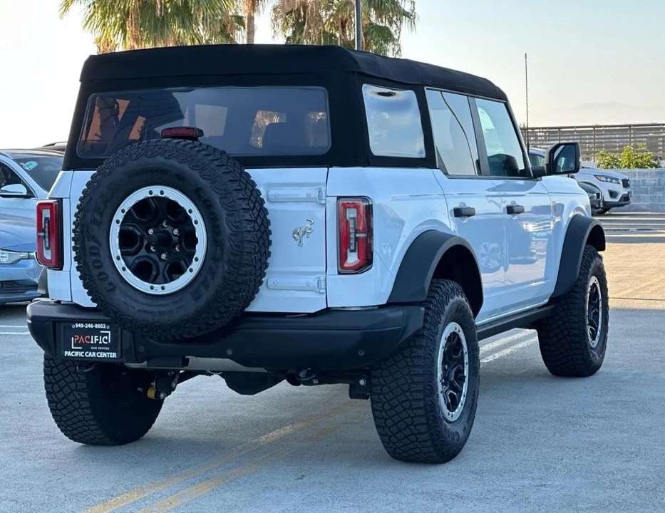 2024 Ford Bronco 6th Gen - Image 5 of 16