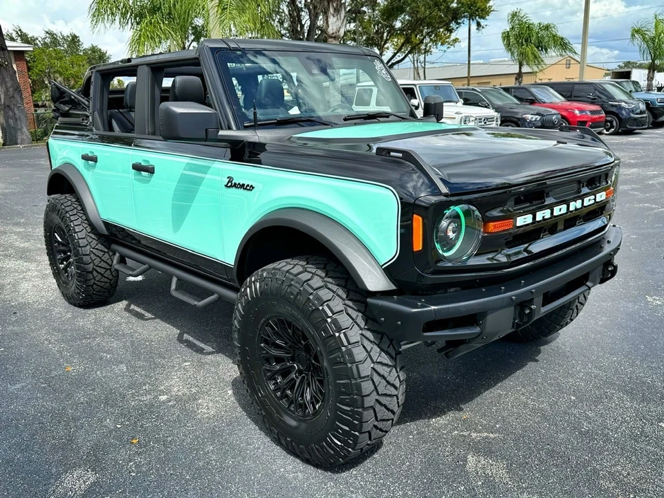 2024 Ford Bronco 6th Gen - Image 5 of 12