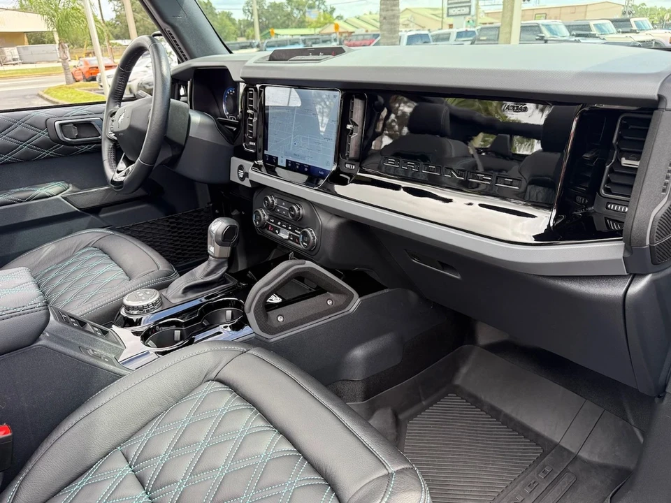 2024 Ford Bronco 6th Gen - Image 4 of 12
