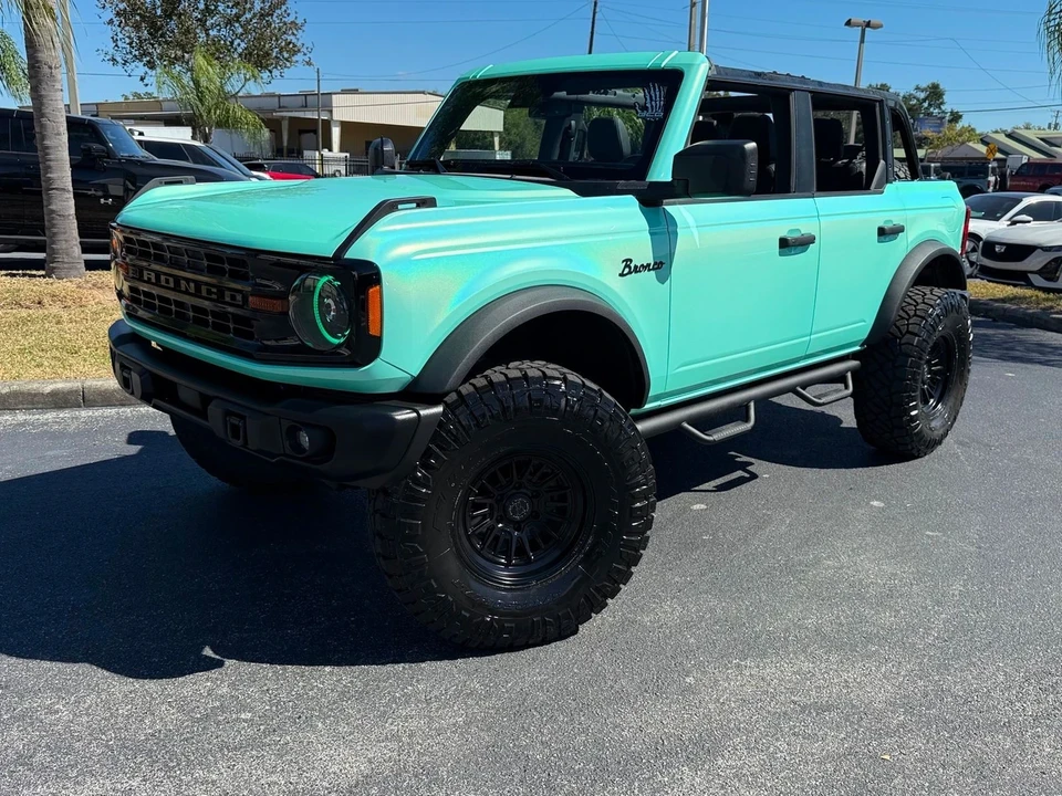 2024 Ford Bronco 6th Gen - Image 12 of 12