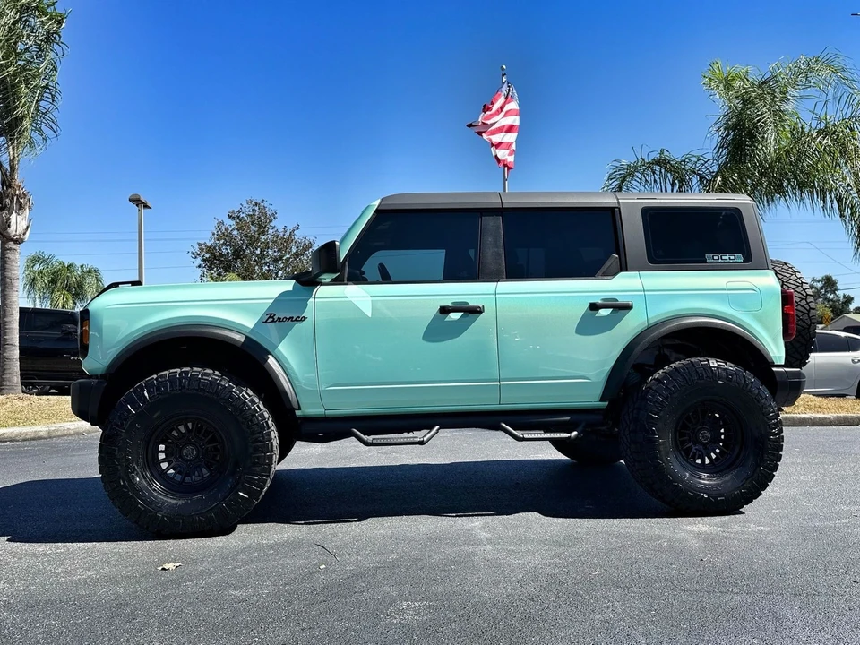 2024 Ford Bronco 6th Gen - Image 6 of 12