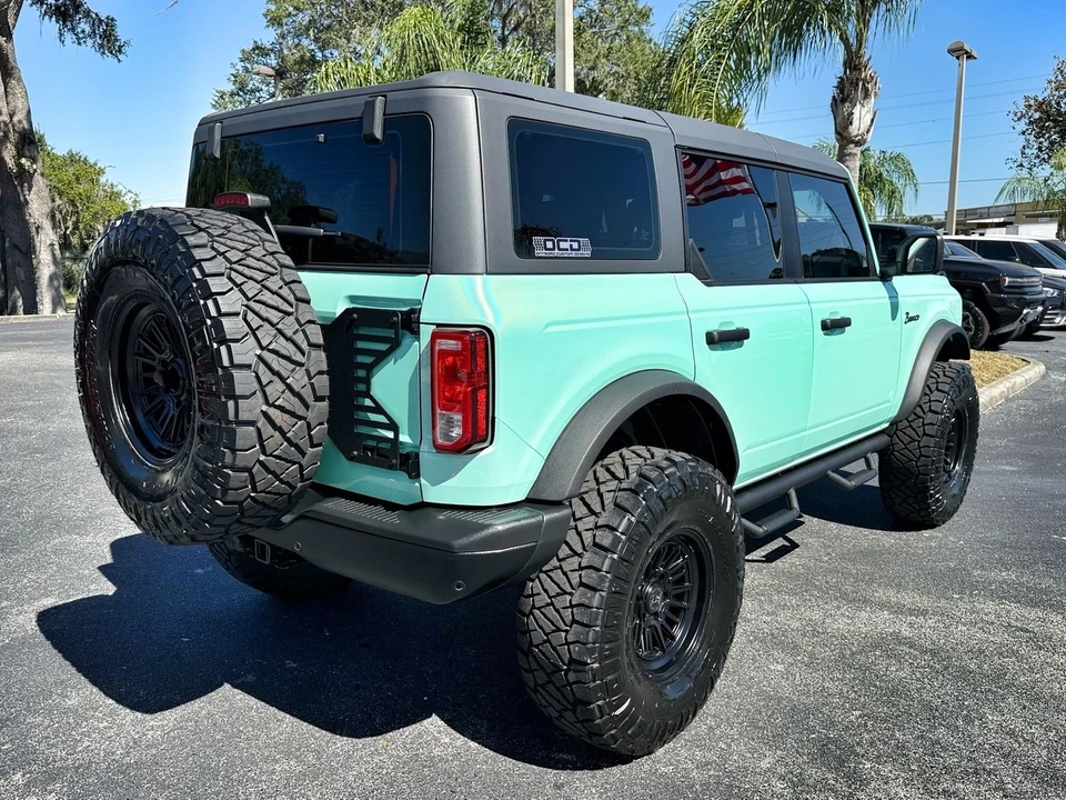 2024 Ford Bronco 6th Gen - Image 8 of 12