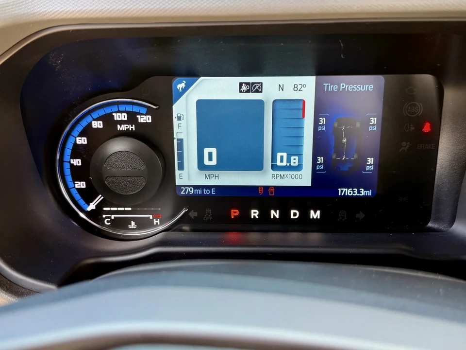 2024 Ford Bronco 6th Gen - Image 15 of 17