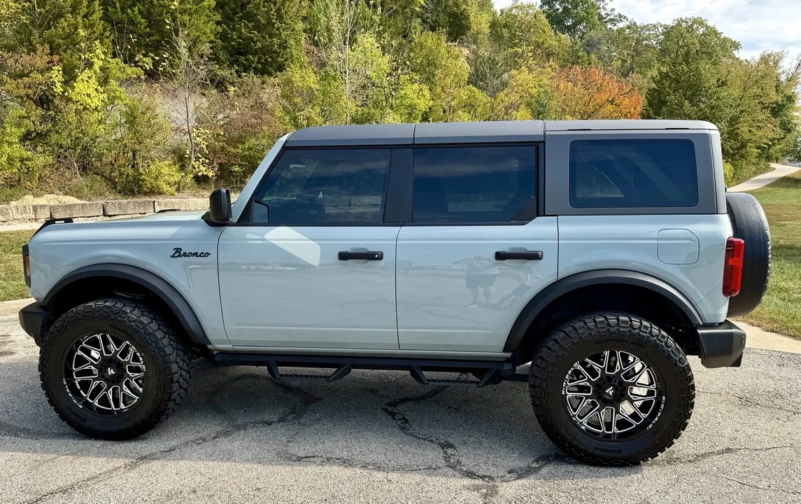 2024 Ford Bronco 6th Gen - Image 4 of 17