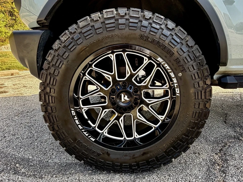 2024 Ford Bronco 6th Gen - Image 9 of 17