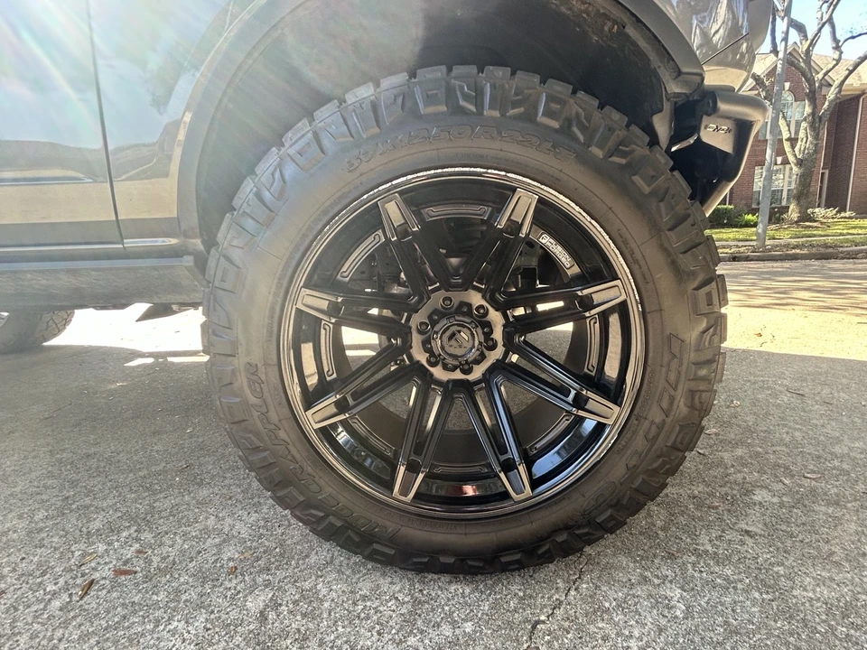 2024 Ford Bronco 6th Gen - Image 10 of 21