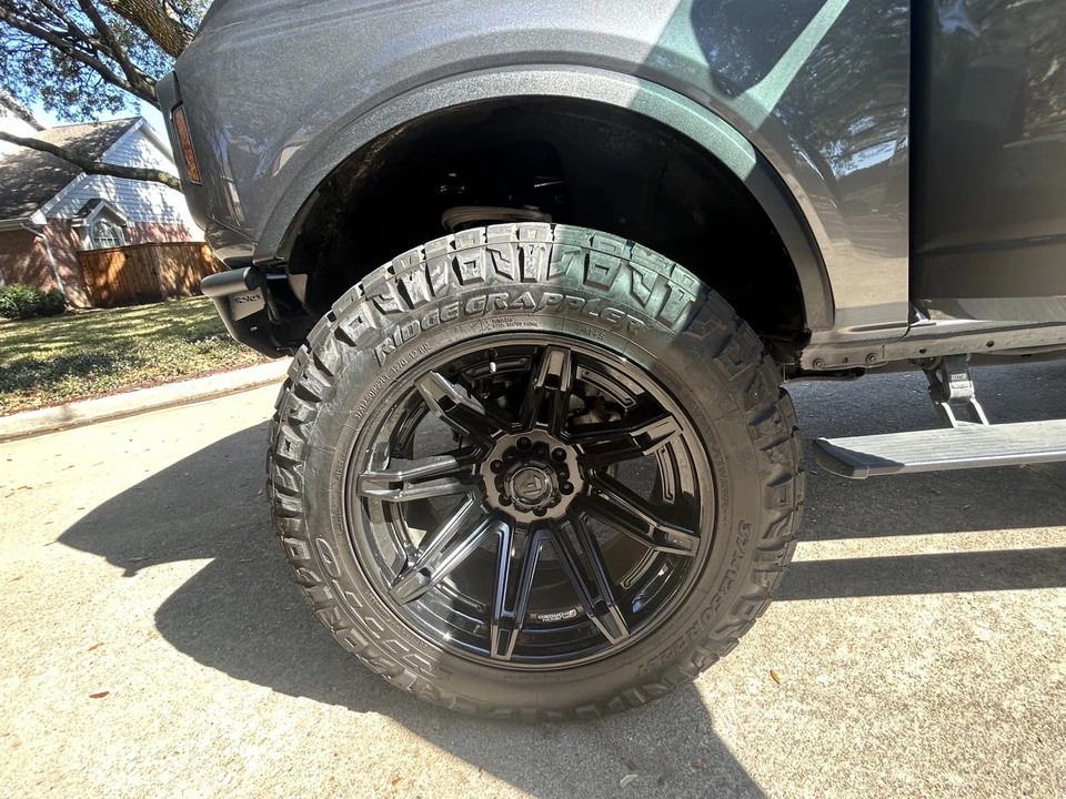 2024 Ford Bronco 6th Gen - Image 11 of 21