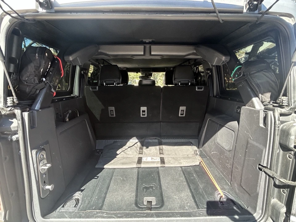 2024 Ford Bronco 6th Gen - Image 18 of 21