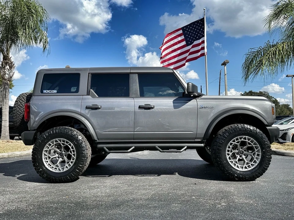 2024 Ford Bronco 6th Gen - Image 2 of 12