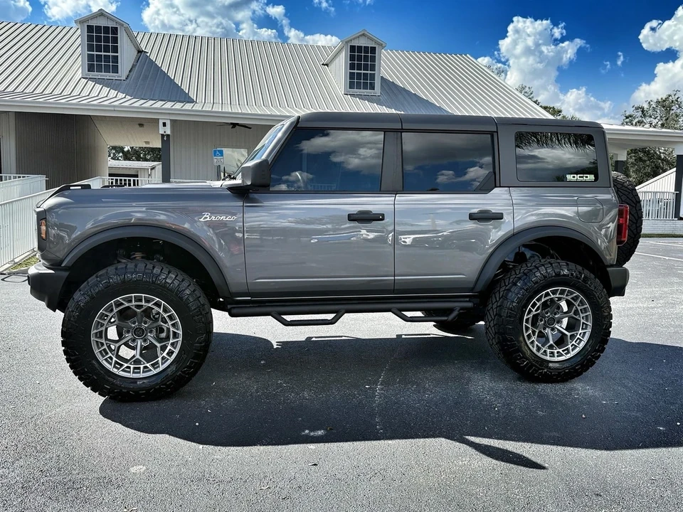 2024 Ford Bronco 6th Gen - Image 5 of 12