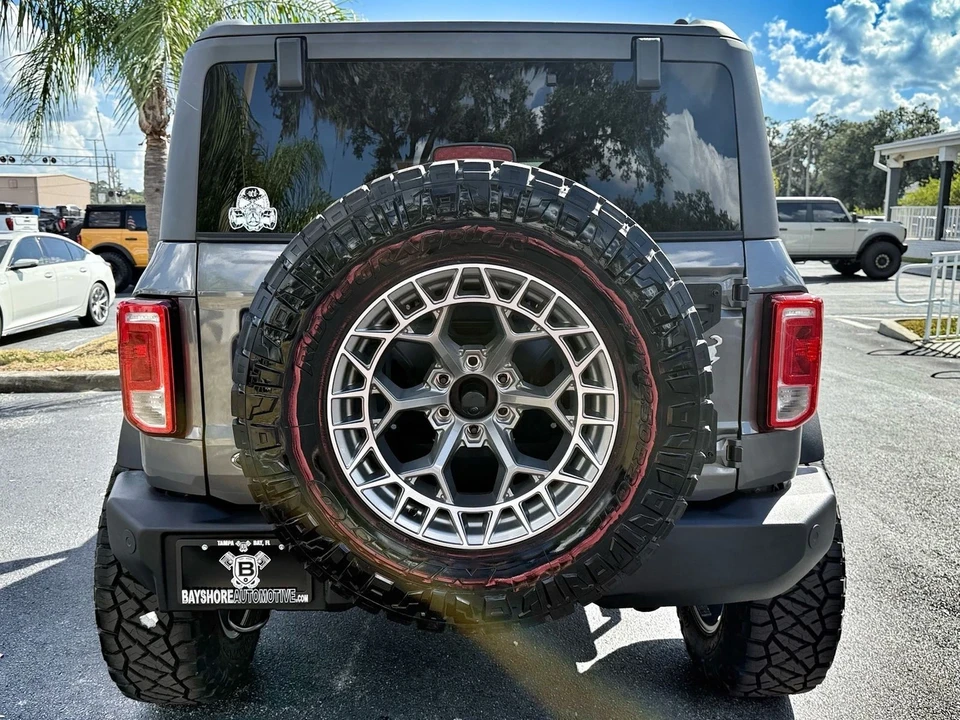 2024 Ford Bronco 6th Gen - Image 11 of 12