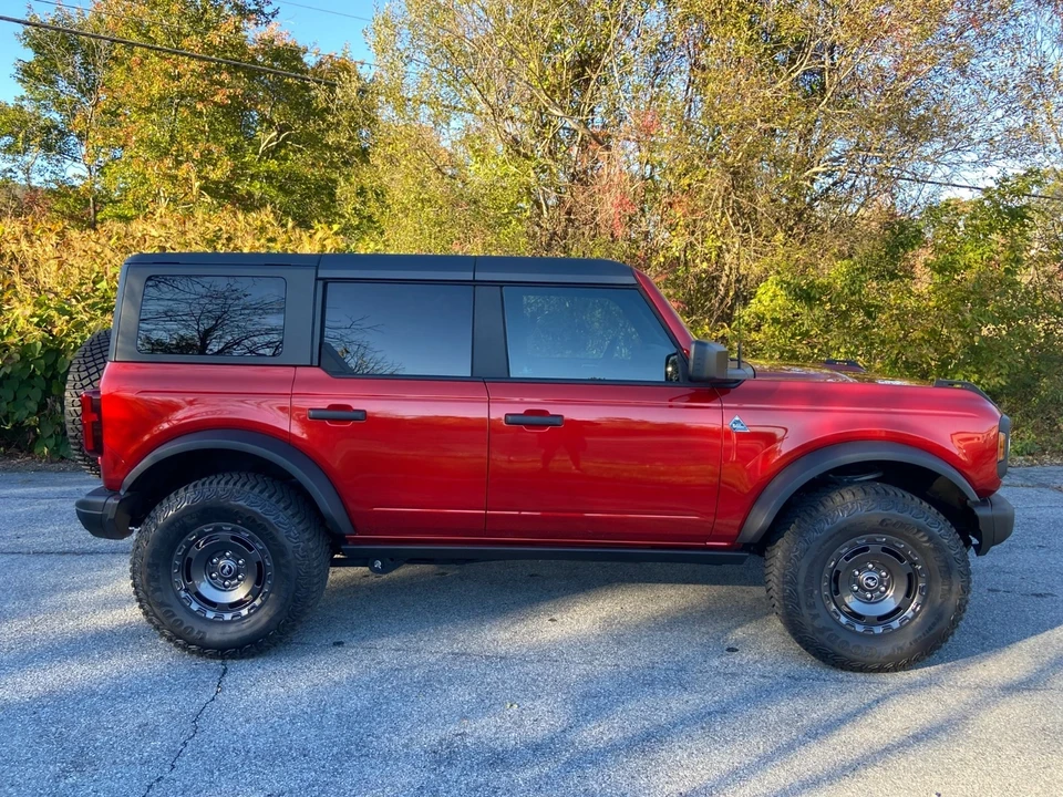 2024 Ford Bronco 6th Gen - Image 20 of 21