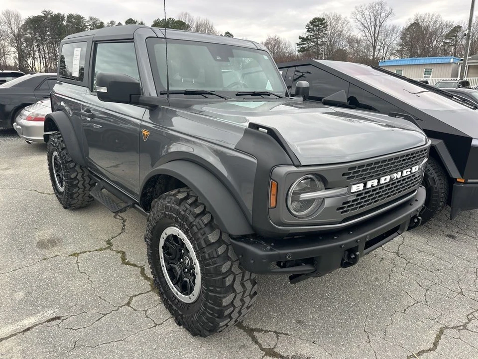 2024 Ford Bronco 6th Gen - Image 2 of 5