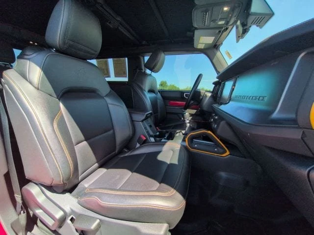 2024 Ford Bronco 6th Gen - Image 19 of 20