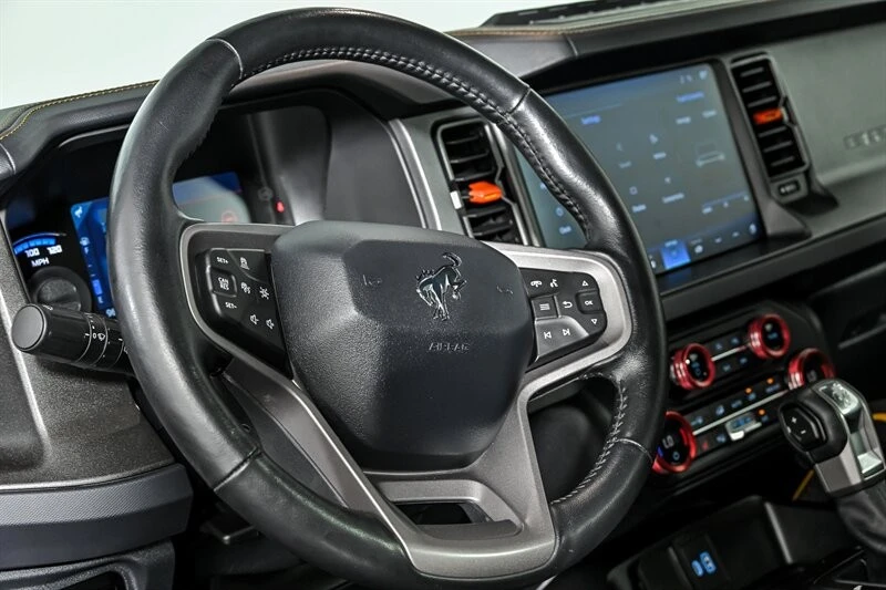 2024 Ford Bronco 6th Gen - Image 18 of 27