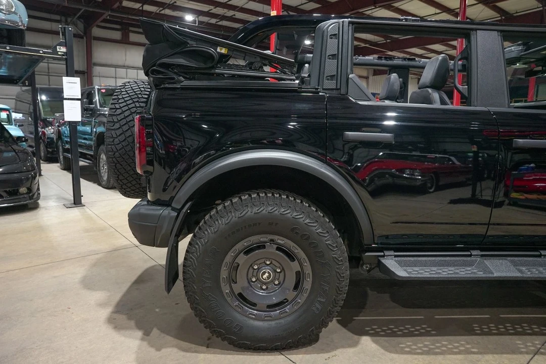 2024 Ford Bronco 6th Gen - Image 9 of 21