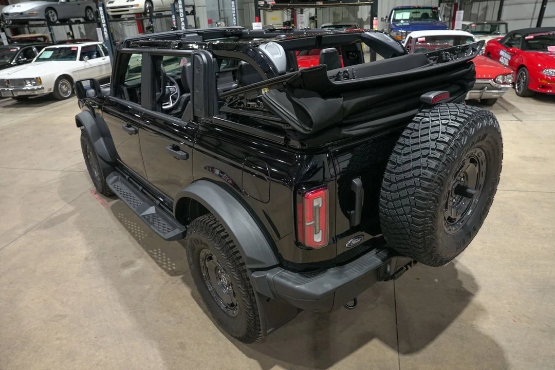 2024 Ford Bronco 6th Gen - Image 16 of 21