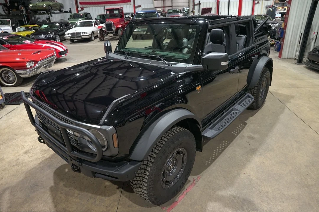 2024 Ford Bronco 6th Gen - Image 15 of 21