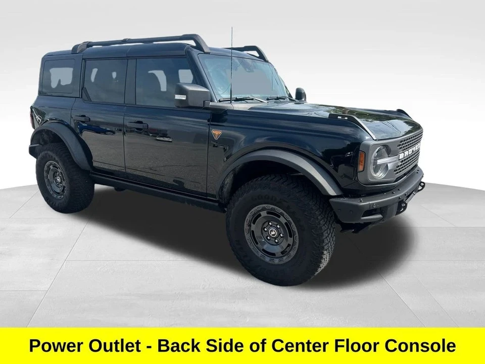 2024 Ford Bronco 6th Gen - Image 8 of 12
