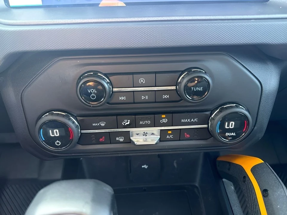 2024 Ford Bronco 6th Gen - Image 10 of 25