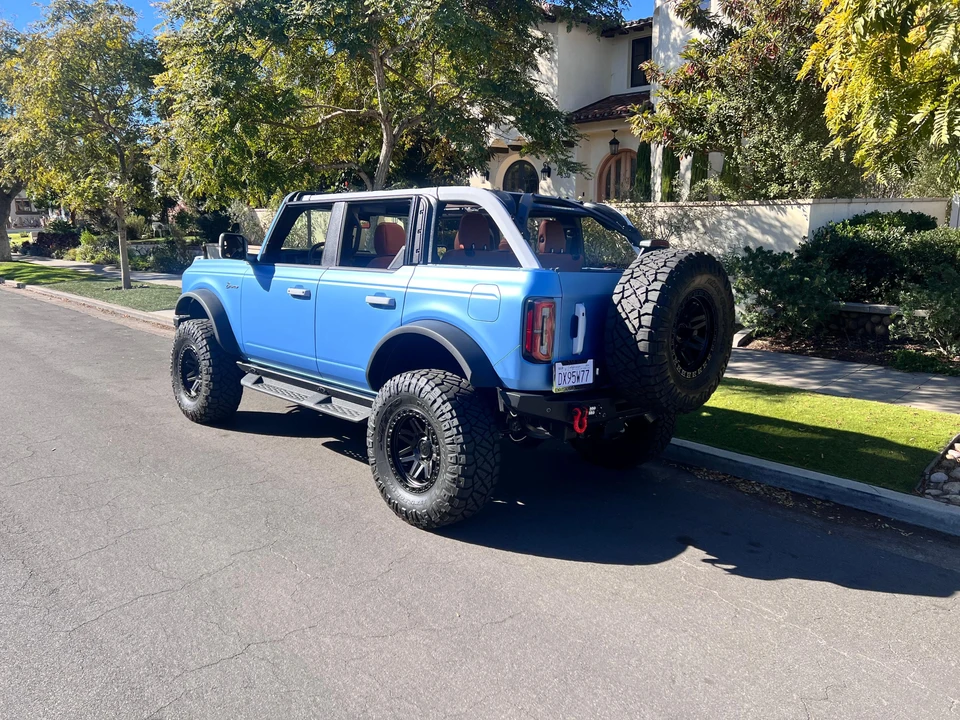 2024 Ford Bronco 6th Gen - Image 9 of 31