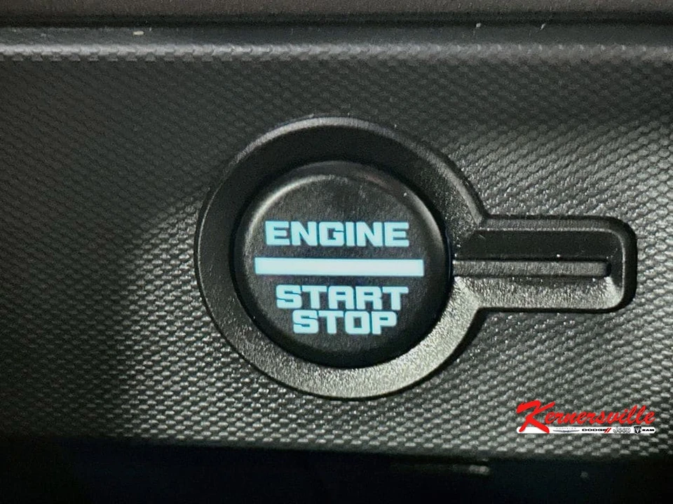 2024 Ford Bronco 6th Gen - Image 19 of 24