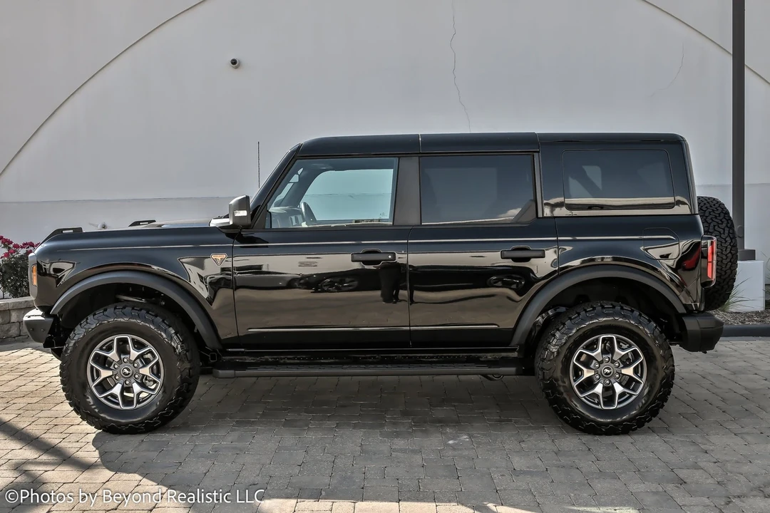 2024 Ford Bronco 6th Gen - Image 5 of 21