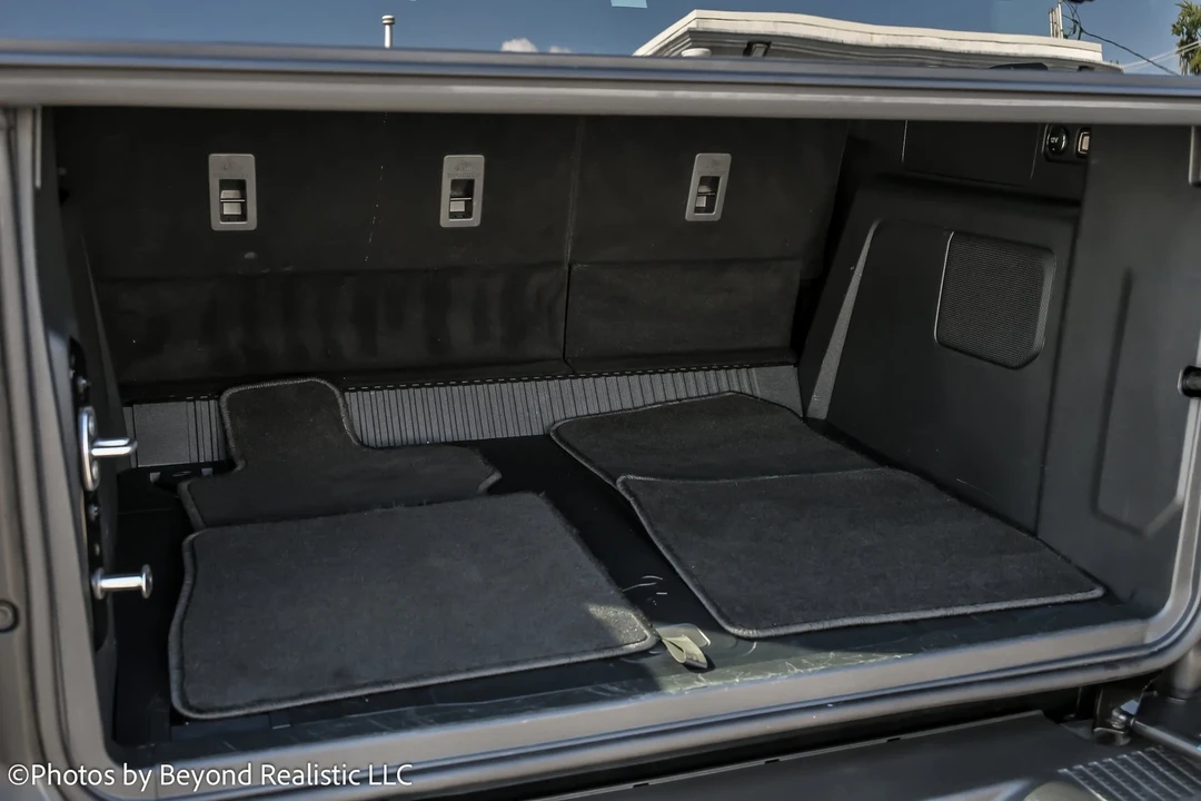 2024 Ford Bronco 6th Gen - Image 16 of 21