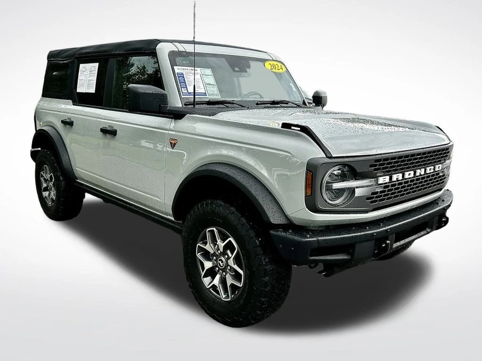 2024 Ford Bronco 6th Gen - Image 2 of 12