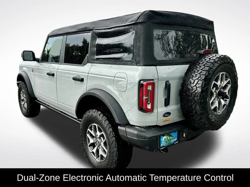 2024 Ford Bronco 6th Gen - Image 4 of 12