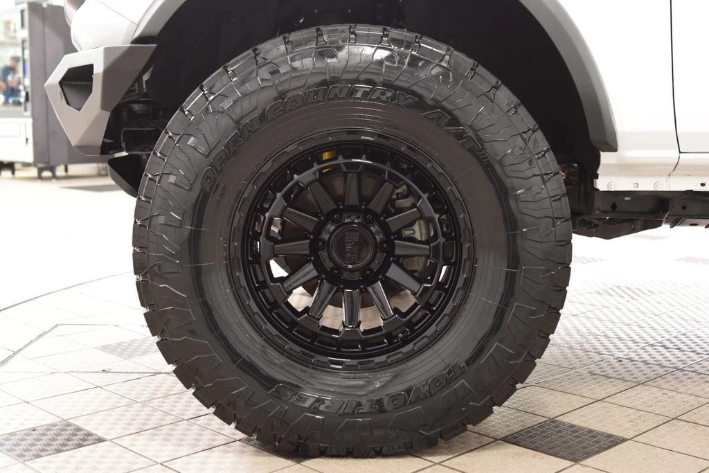 2024 Ford Bronco 6th Gen - Image 24 of 31