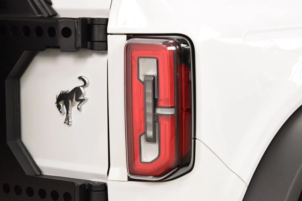 2024 Ford Bronco 6th Gen - Image 17 of 31