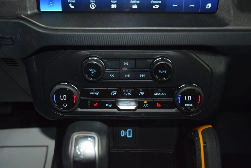 2024 Ford Bronco 6th Gen - Image 29 of 31