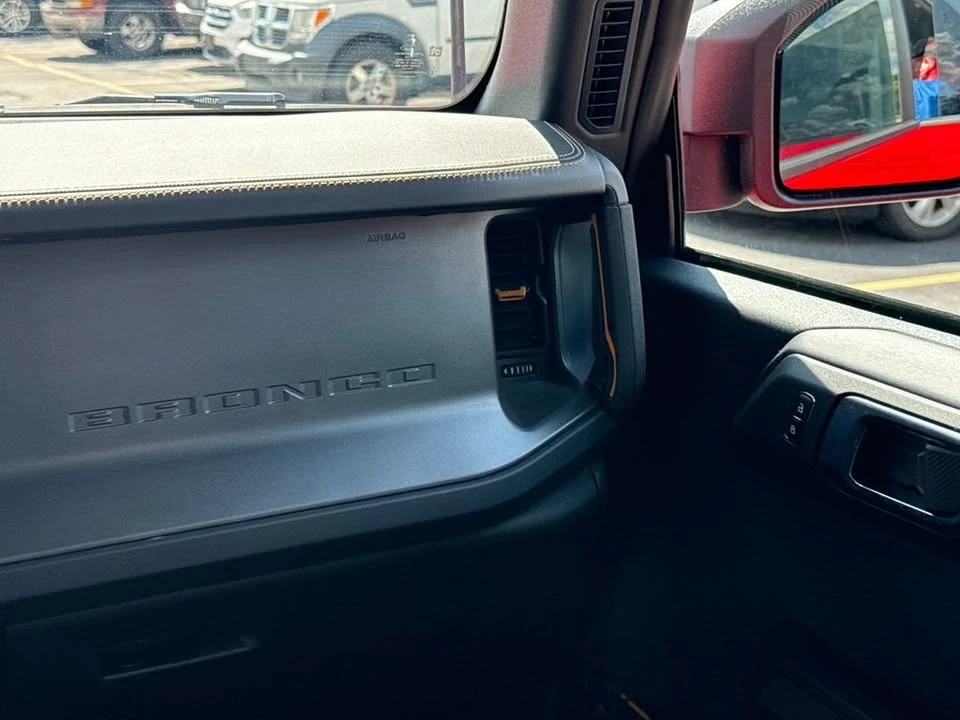 2024 Ford Bronco 6th Gen - Image 15 of 20