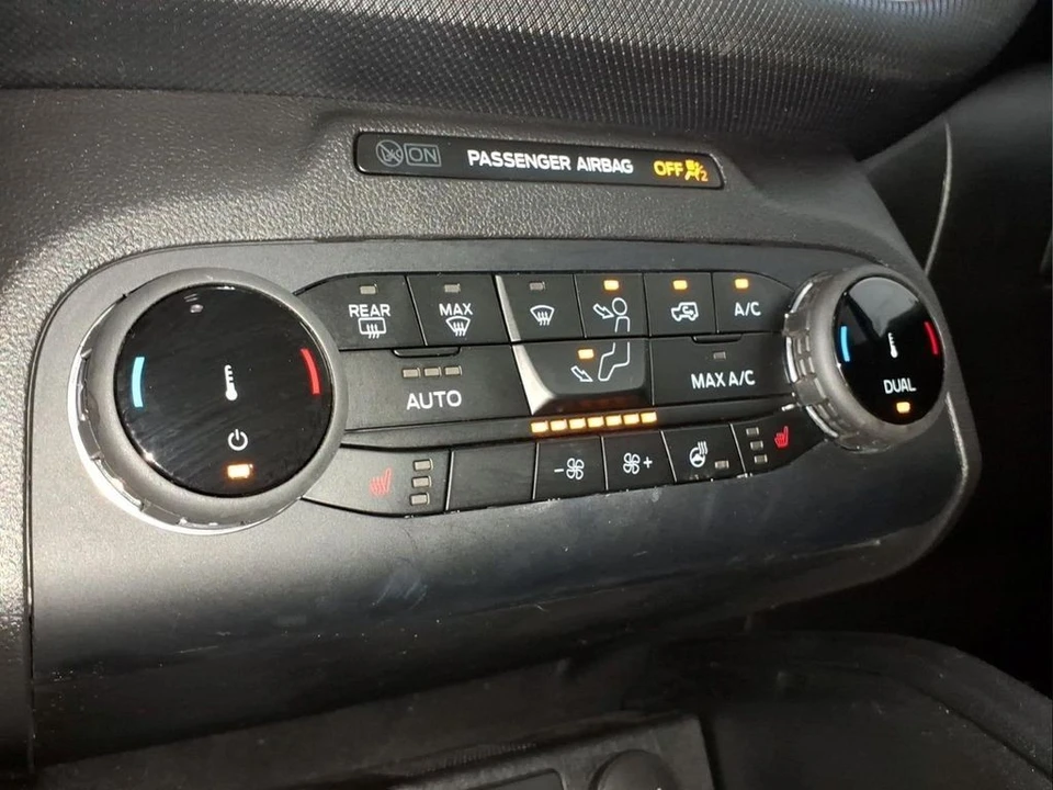 2024 Ford Bronco 6th Gen - Image 10 of 27