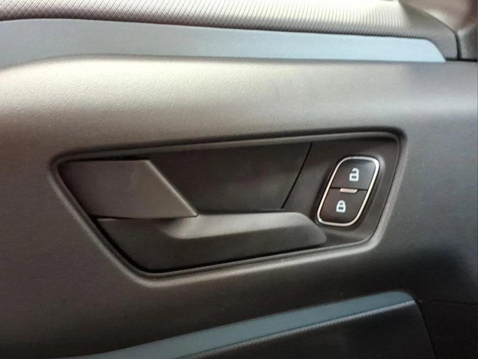2024 Ford Bronco 6th Gen - Image 15 of 26