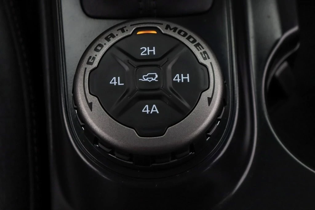 2024 Ford Bronco 6th Gen - Image 20 of 21
