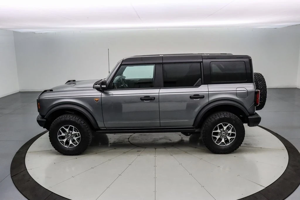 2024 Ford Bronco 6th Gen - Image 8 of 21