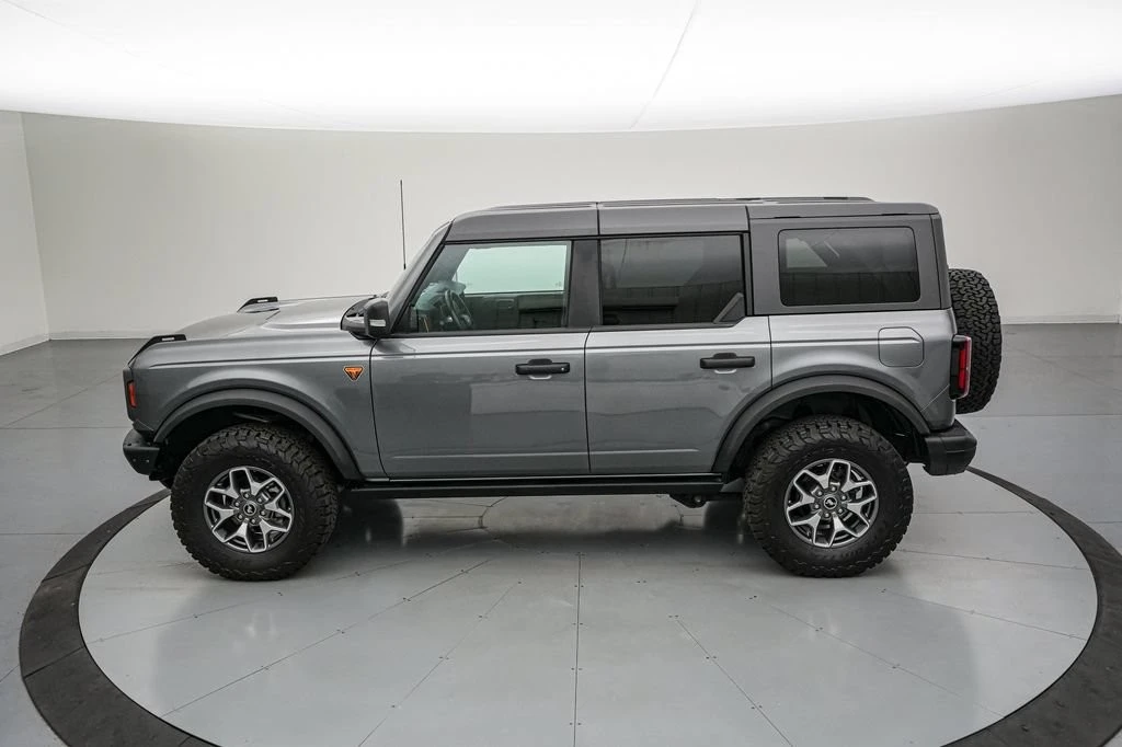 2024 Ford Bronco 6th Gen - Image 8 of 31