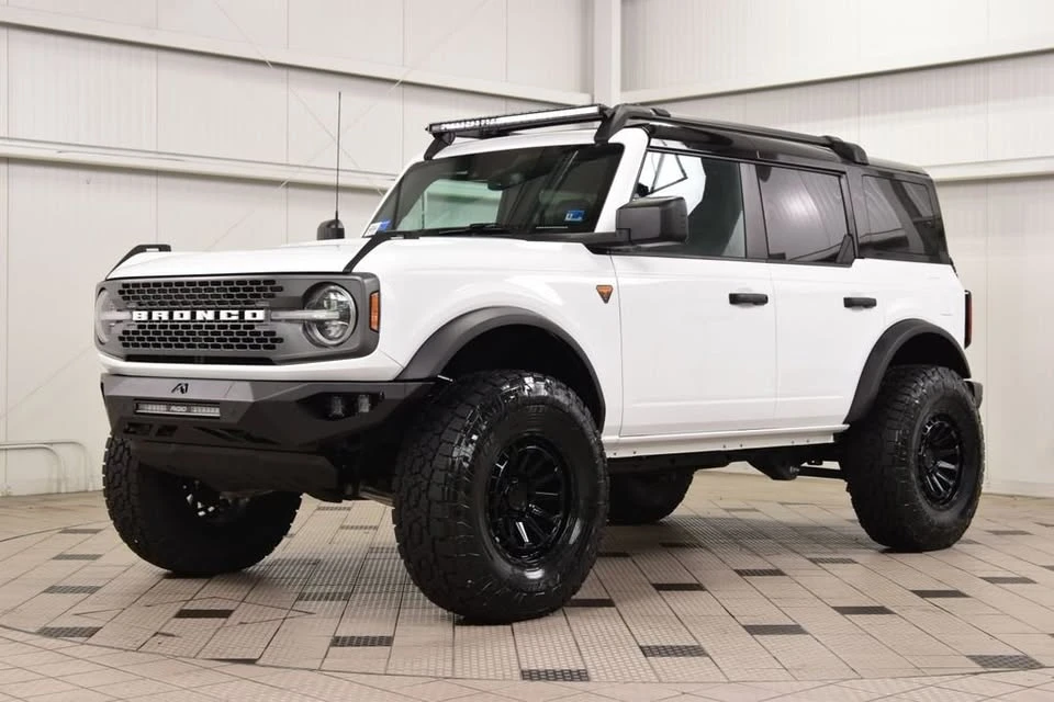 2024 Ford Bronco 6th Gen - Image 3 of 19