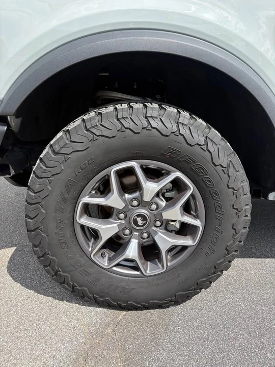 2024 Ford Bronco 6th Gen - Image 4 of 18