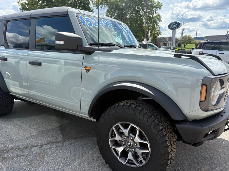 2024 Ford Bronco 6th Gen - Image 3 of 18