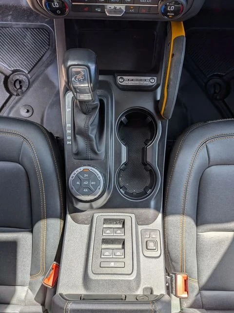 2024 Ford Bronco 6th Gen - Image 15 of 20