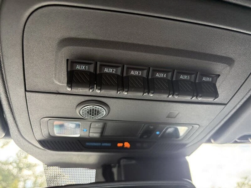 2024 Ford Bronco 6th Gen - Image 19 of 20