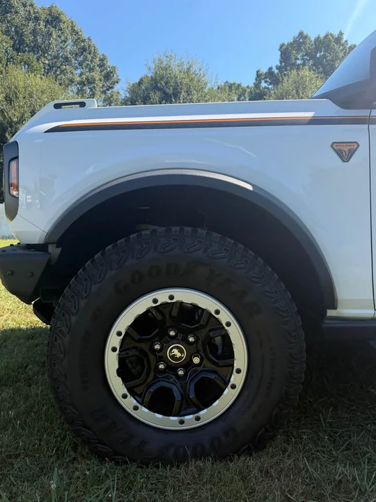 2024 Ford Bronco 6th Gen - Image 7 of 15