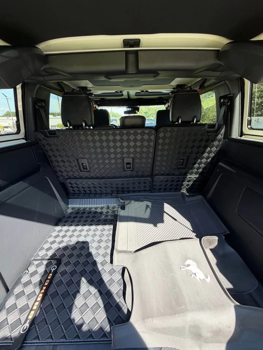 2024 Ford Bronco 6th Gen - Image 10 of 15