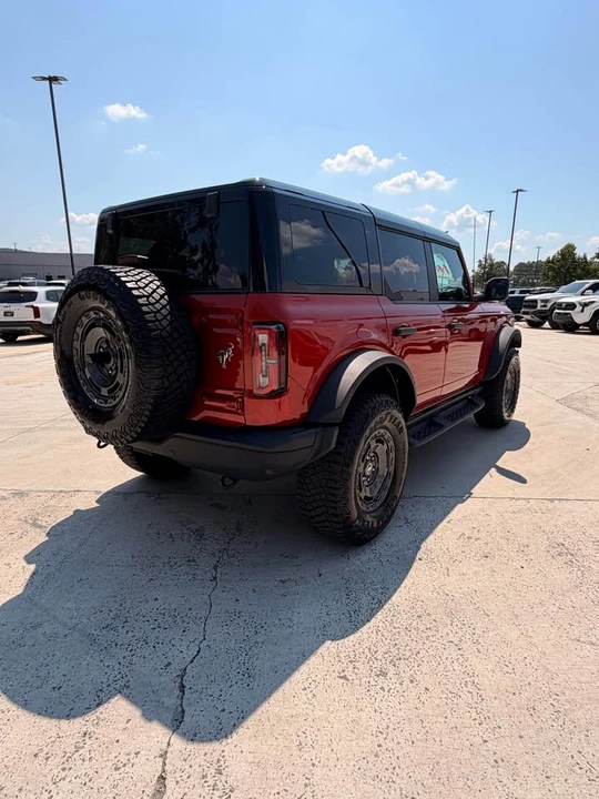 2024 Ford Bronco 6th Gen - Image 4 of 9