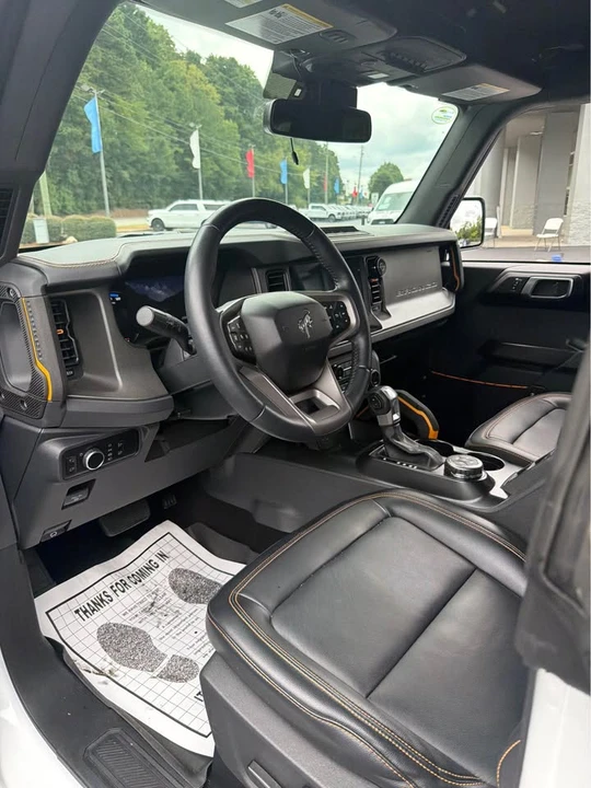2024 Ford Bronco 6th Gen - Image 9 of 15