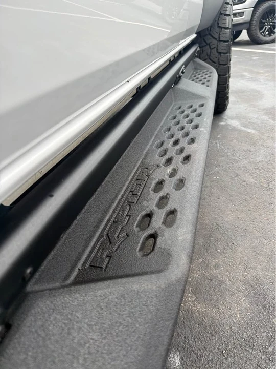 2024 Ford Bronco 6th Gen - Image 15 of 15