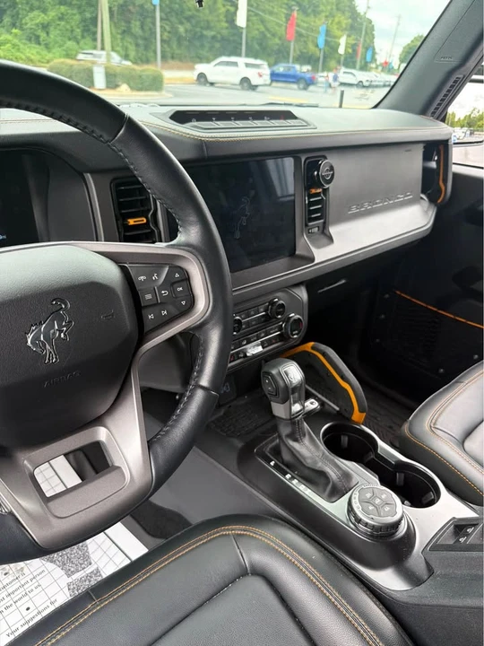 2024 Ford Bronco 6th Gen - Image 10 of 15